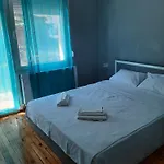 Eleni's קסטוריה